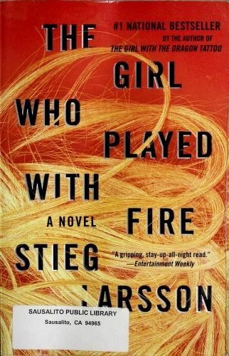 Stieg Larsson: The Girl Who Played with Fire (Paperback, 2010, Vintage Crime/Black Lizard)