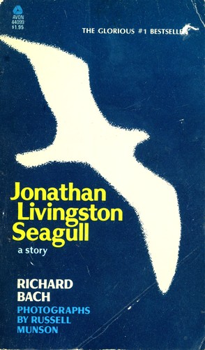 Richard Bach: Jonathan Livingston Seagull a Story (Avon Books)
