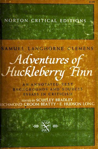 Mark Twain: Adventures of Huckleberry Finn (Paperback, 1962, W W Norton & Company)