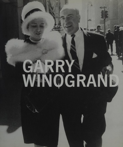 Leo Rubinfien: Garry Winogrand (2013, San Francisco Museum of Modern Art, in association with Yale University Press)
