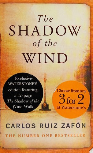 Carlos Ruiz Zafón: The Shadow of the Wind (Paperback, 2005, Penguin Books)