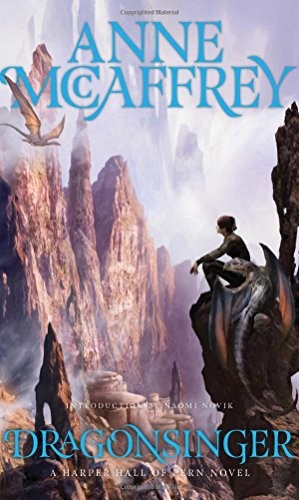 Anne McCaffrey: Dragonsinger (Harper Hall of Pern) (Paperback, 2015, Saga Press)